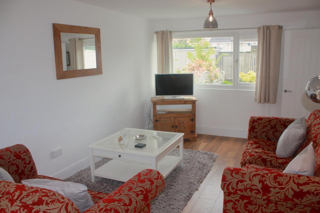 Villa Berwicks House - Nec & Airport - Stylish 3-Bed House With Garden à Birmingham Extérieur photo