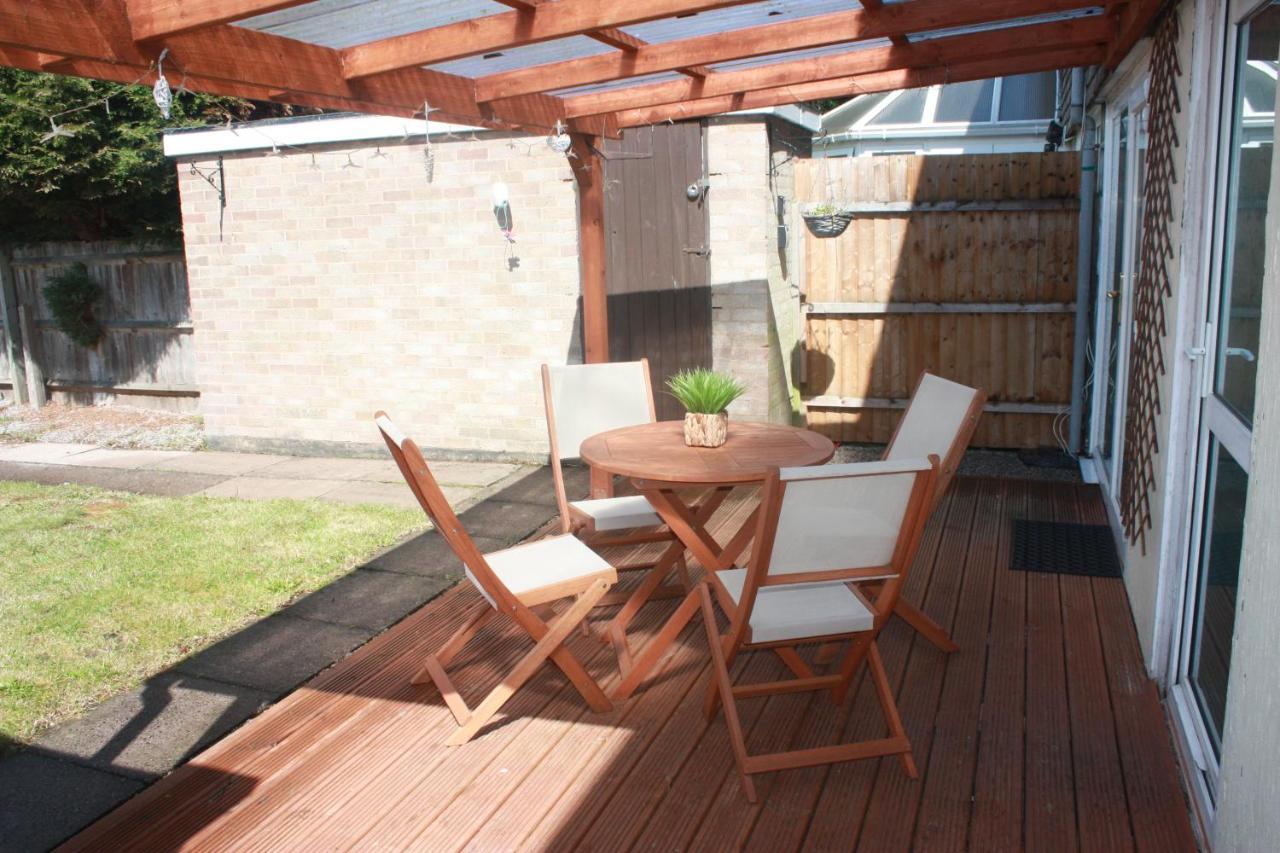Villa Berwicks House - Nec & Airport - Stylish 3-Bed House With Garden à Birmingham Extérieur photo