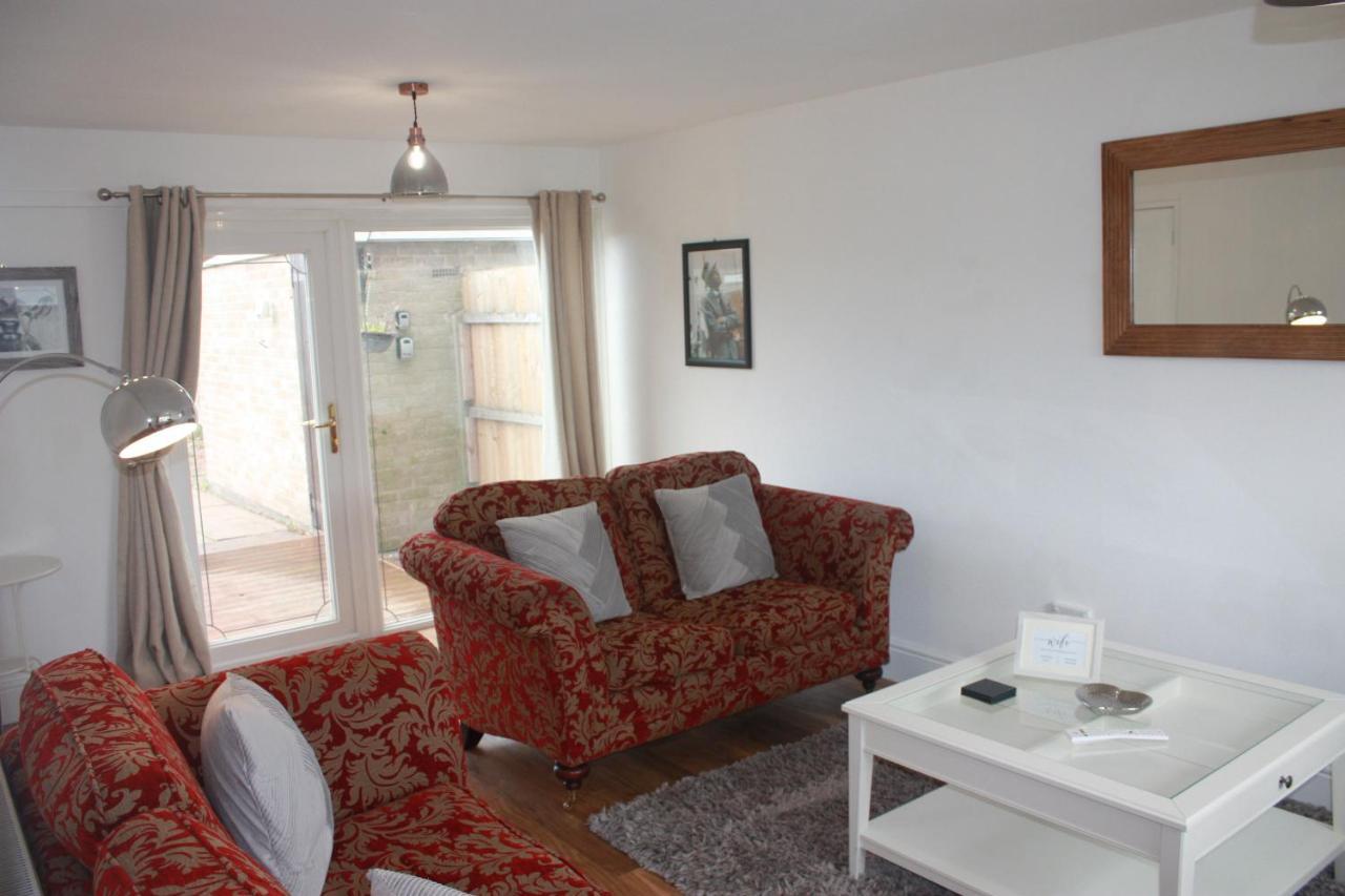 Villa Berwicks House - Nec & Airport - Stylish 3-Bed House With Garden à Birmingham Extérieur photo