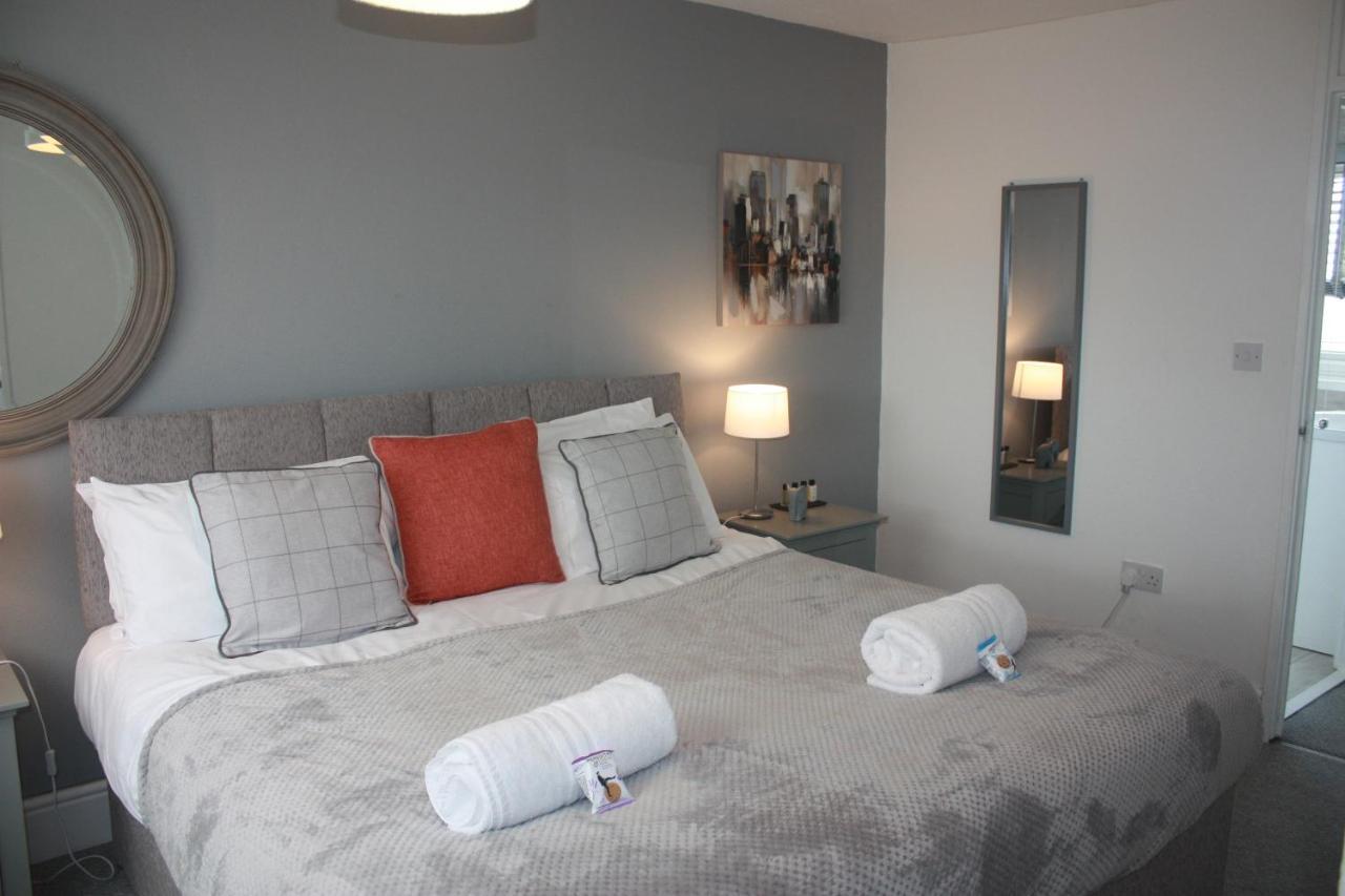 Villa Berwicks House - Nec & Airport - Stylish 3-Bed House With Garden à Birmingham Extérieur photo